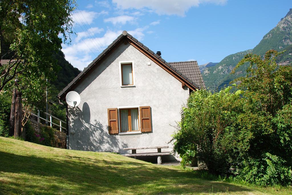 Casa Fontanella Villa Brione  Room photo